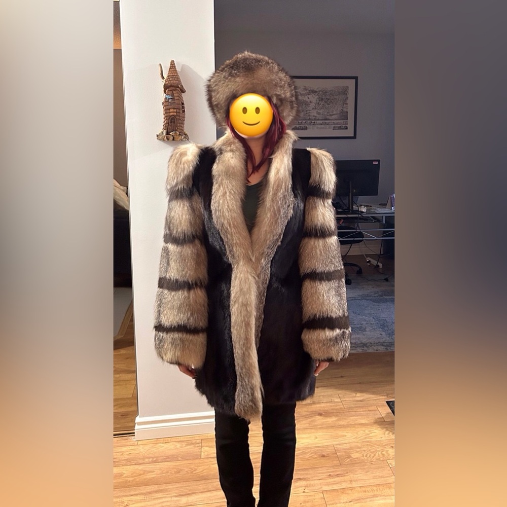 Mahogany Male Mink Peacoat & Hat